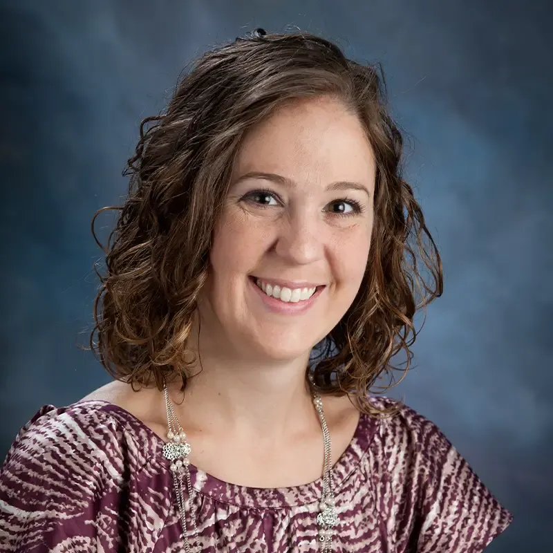 Headshot of Marianne Fenn